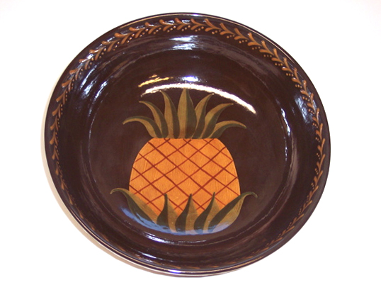 Serving Bowl with Pineapple